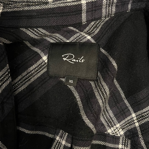 Rails Button Down - Picture 8 of 11